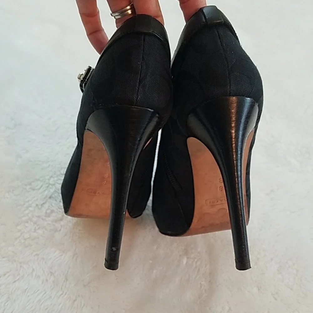 Coach Delilah Sz 8 Blk Signature Platform Booties - Picture 4 of 8